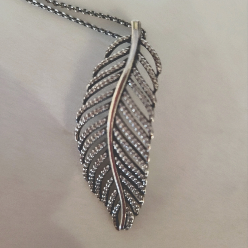 PANDORA AUTHENTIC NECKLACE